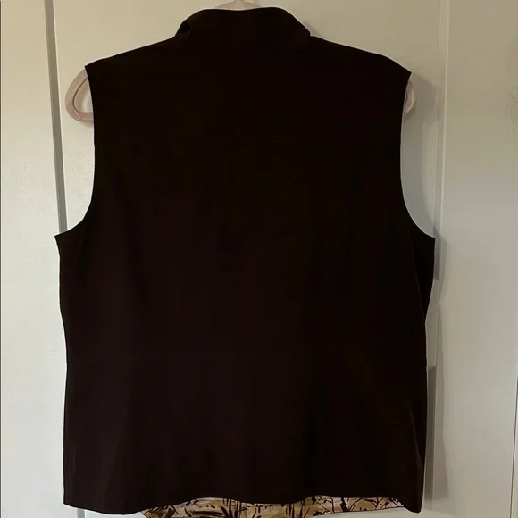 Women's Brown Reversible Utility Vest - Picture 6 of 12